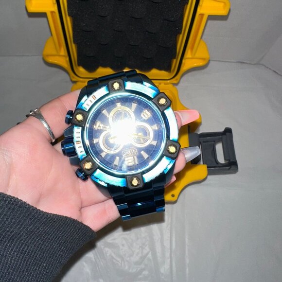 Invicta Mens Pro Diver Blue Watch With Yellow Storage Case - Picture 4 of 10